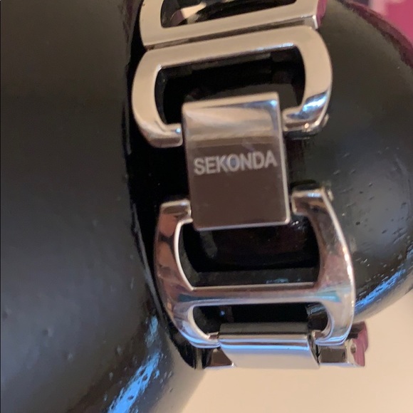 Sekonda “Seksy” women’s watch. - Picture 2 of 5